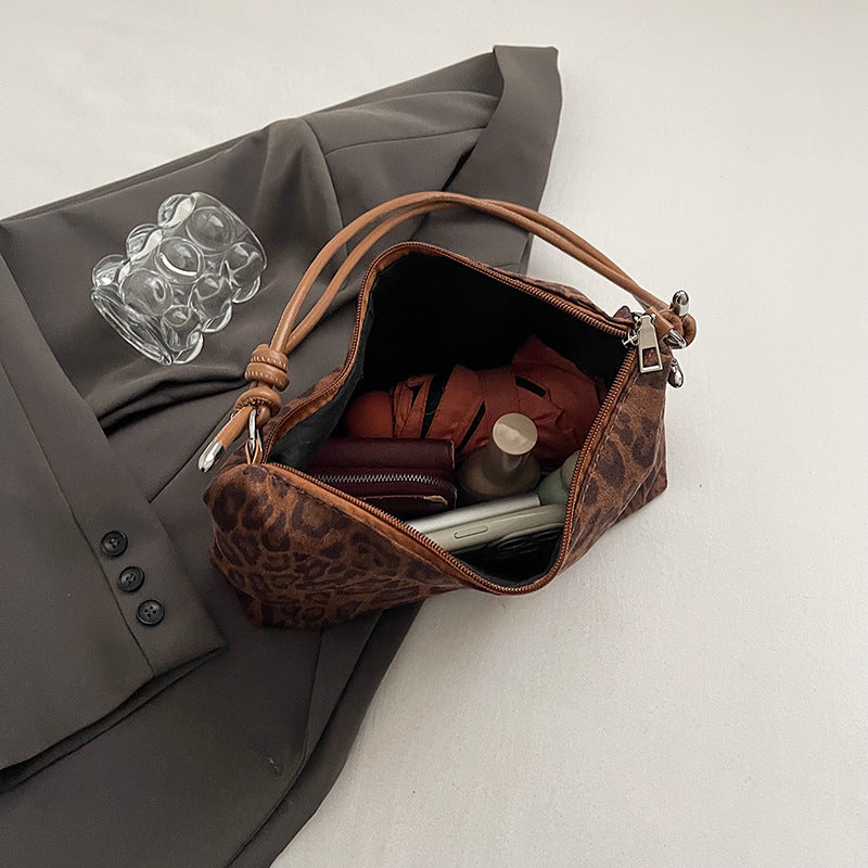 Stylish Leopard Print Handbag