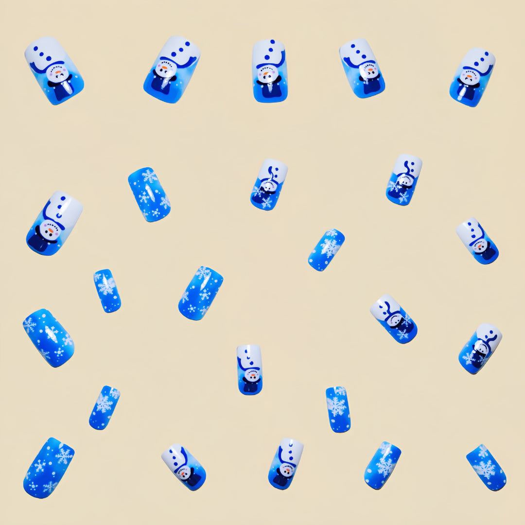 Festive Winter-Themed Nail Art Kalsten
