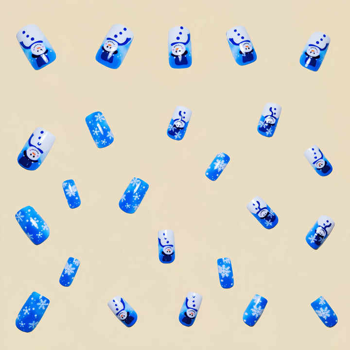 Festive Winter-Themed Nail Art Kalsten