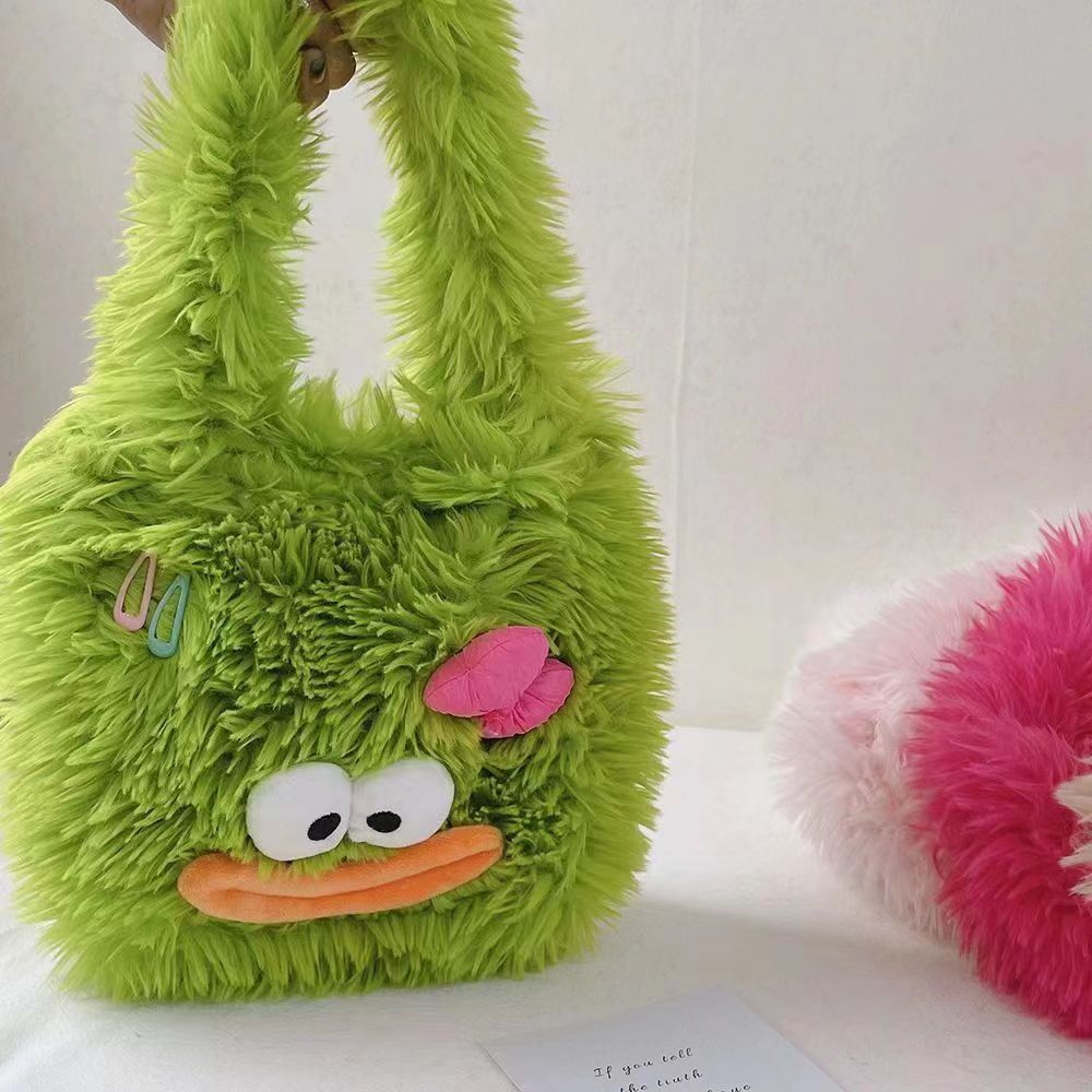 Cozy plush handbag with animal motif Kalsten