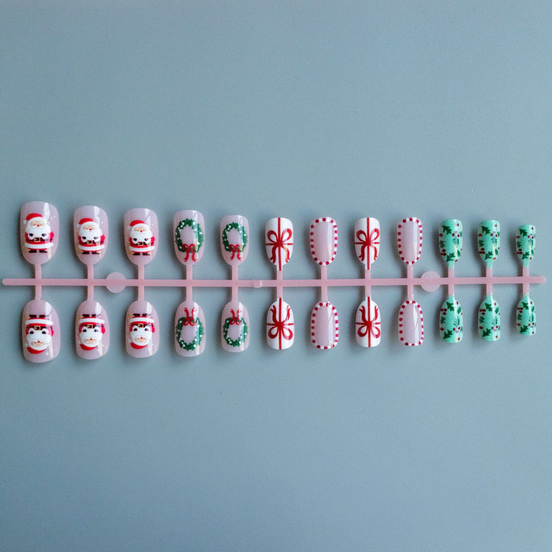 Holiday-Themed Nail Art