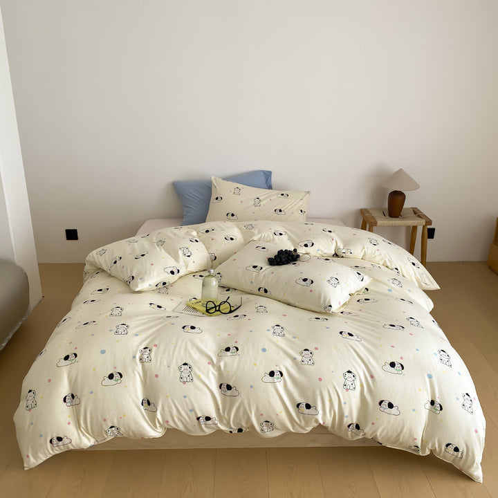 Bedding set made of cotton satin with a cute pastel motif