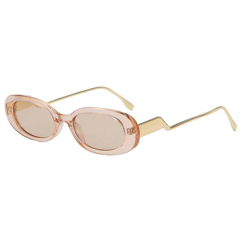 Women's retro-inspired sunglasses with contemporary design and striking frame Kalsten