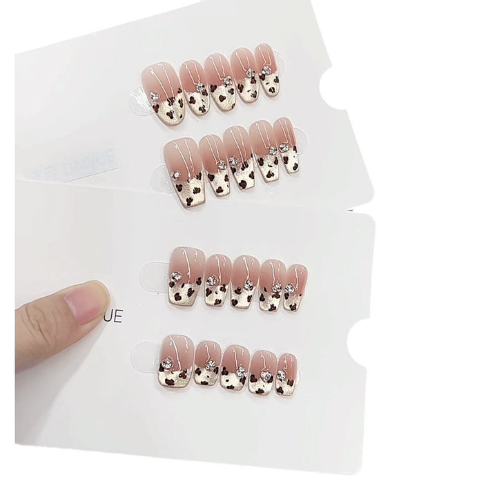 Artistic Rhinestone-Embellished Press-On Nail Set Kalsten