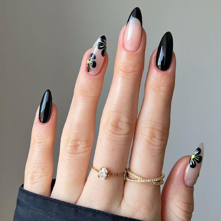 Artificial nail set with unique patterns Kalsten