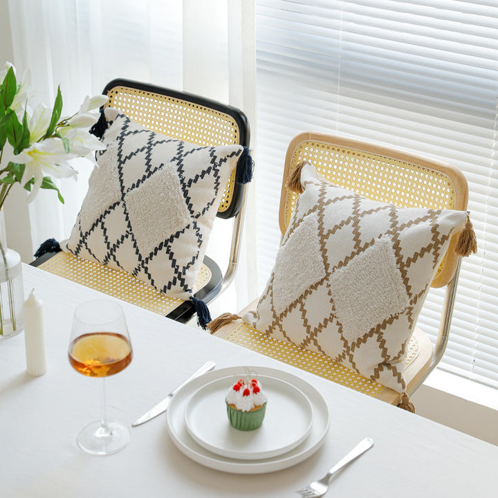 Decorative Boho cushion cover with hand-tufted diamond relief, tassels, and woven cotton blend Kalsten