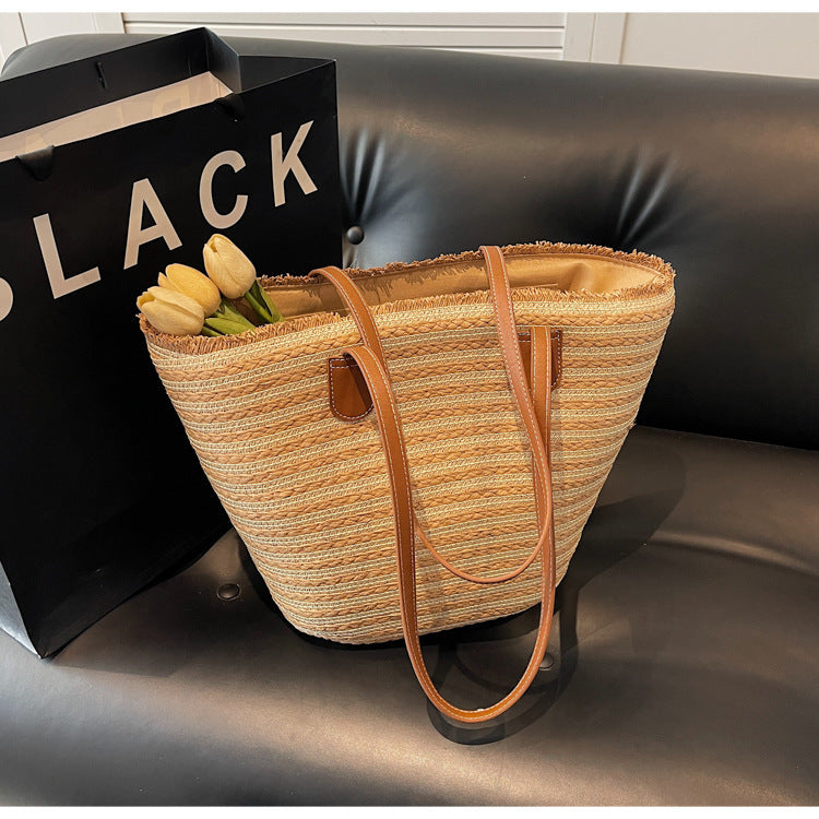 Stylish Straw Bag Kalsten