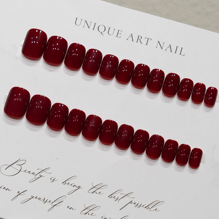 Elegant Glossy Nail Art