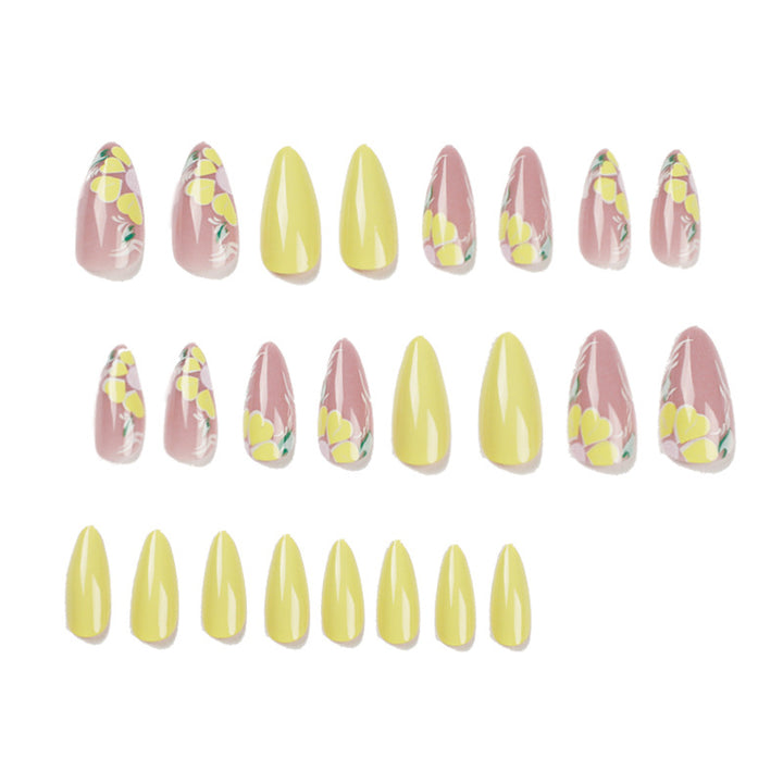 Artful Nail Art with Floral Design Kalsten