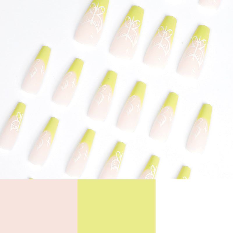 Artificial nail art in floral design Kalsten