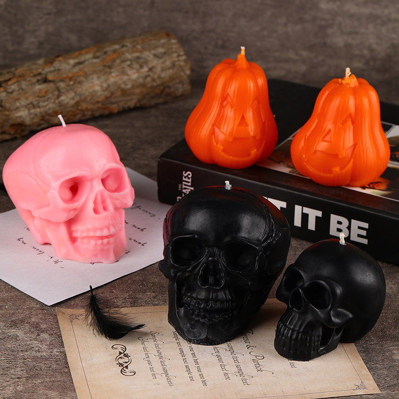 Sculptural Skull-Shaped Decorative Candle with Realistic Anatomy Detail