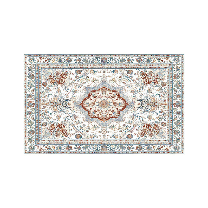 Vintage-Inspired Floral Area Rug Kalsten