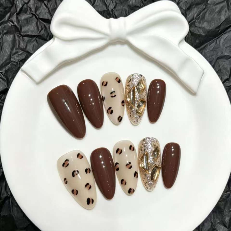 Artistic Press-On Nail Set with Rhinestone and Leopard Design