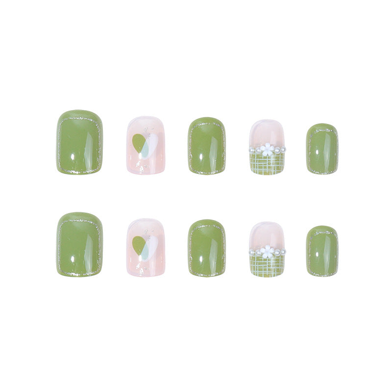 Artistic Press-On Nail Set with Floral and Glossy Design Kalsten