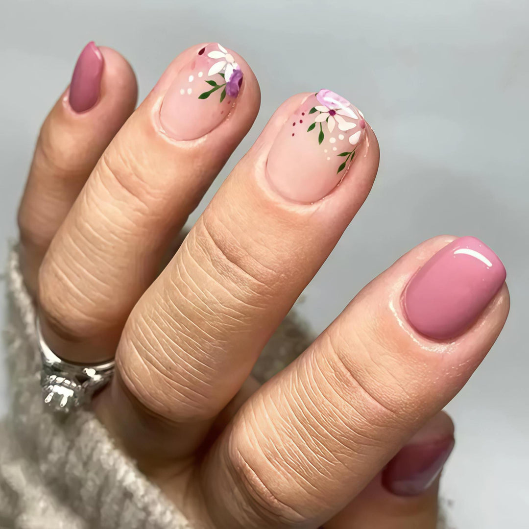 Artistic Floral Nail Design Press-On Set Kalsten
