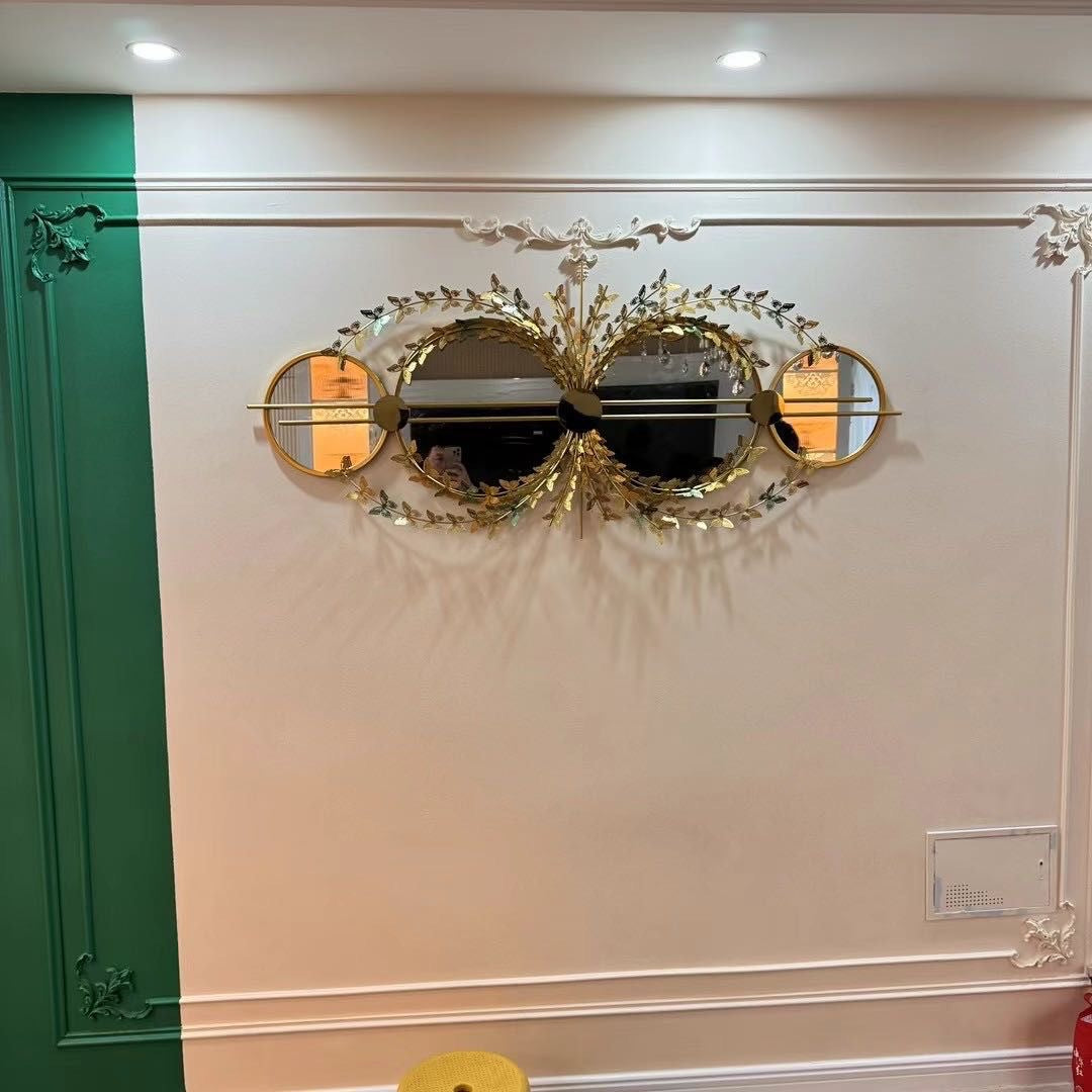 Elegant Botanical Wall Mirror with Decorative Floral Accents Kalsten
