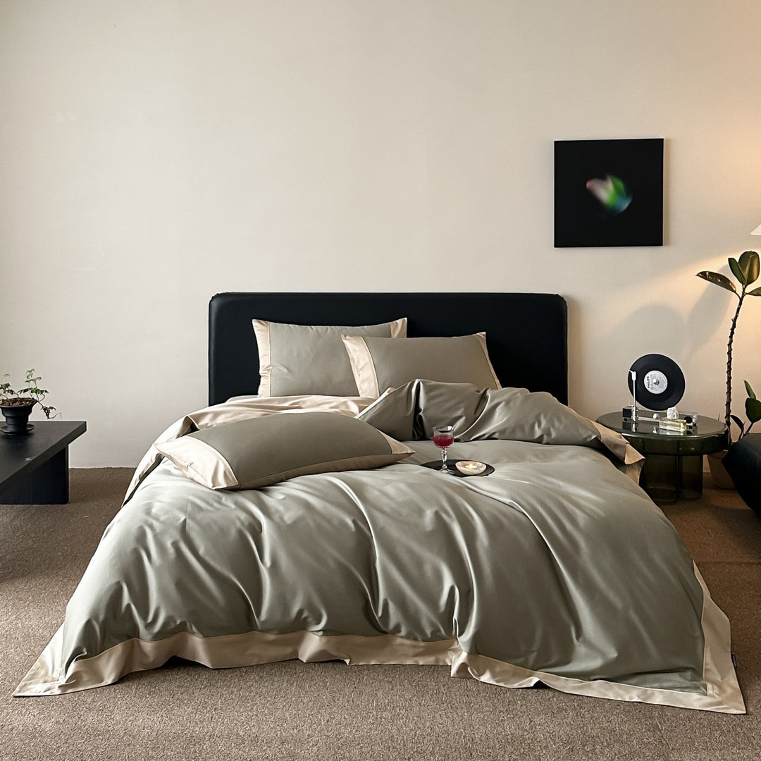 Premium cotton satin bedding set with fine contrast piping and hotel closure