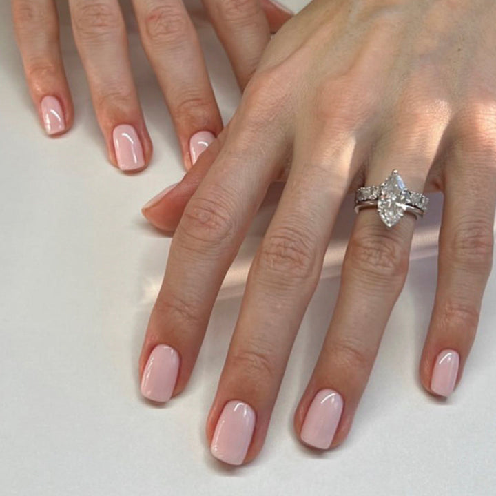 Elegant Nail Care with High Gloss Finish Kalsten