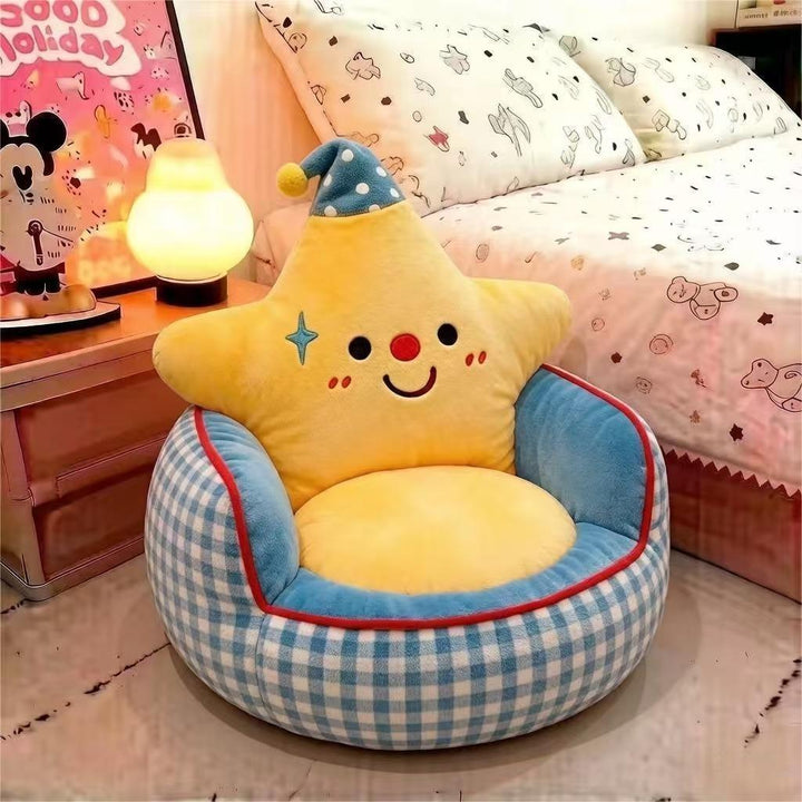 Plush children's armchair with star backrest
