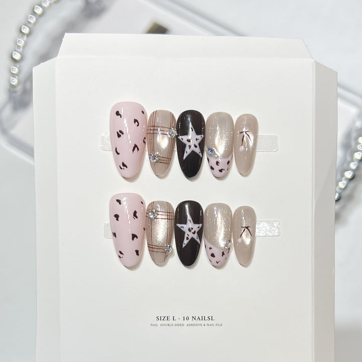 Themed Press-On Nail Art Set with Hello Kitty Designs Kalsten