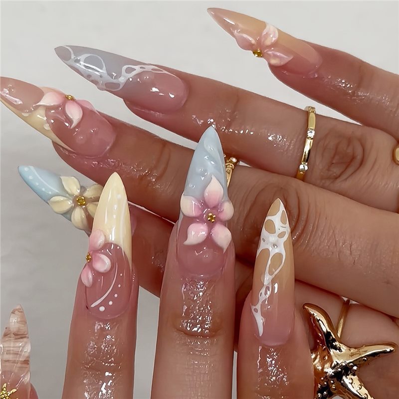 Artistic Floral Nail Extensions Kalsten