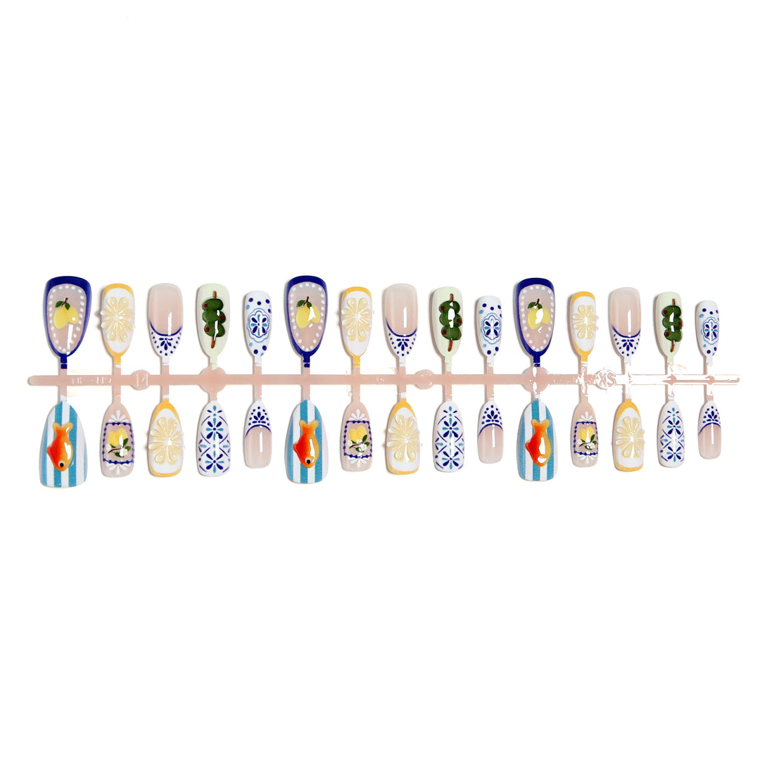 Creative nail art set with floral and animal designs Kalsten
