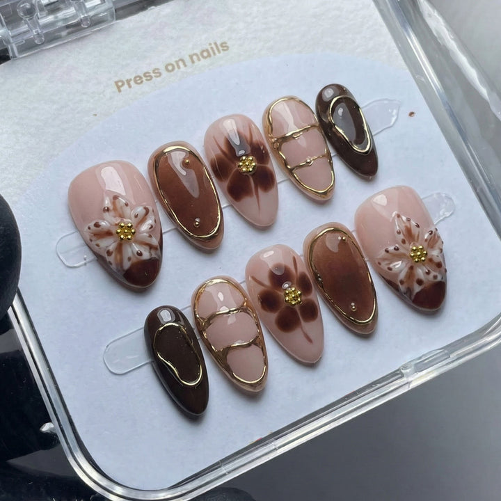 Elegant Floral Press-On Nails Set