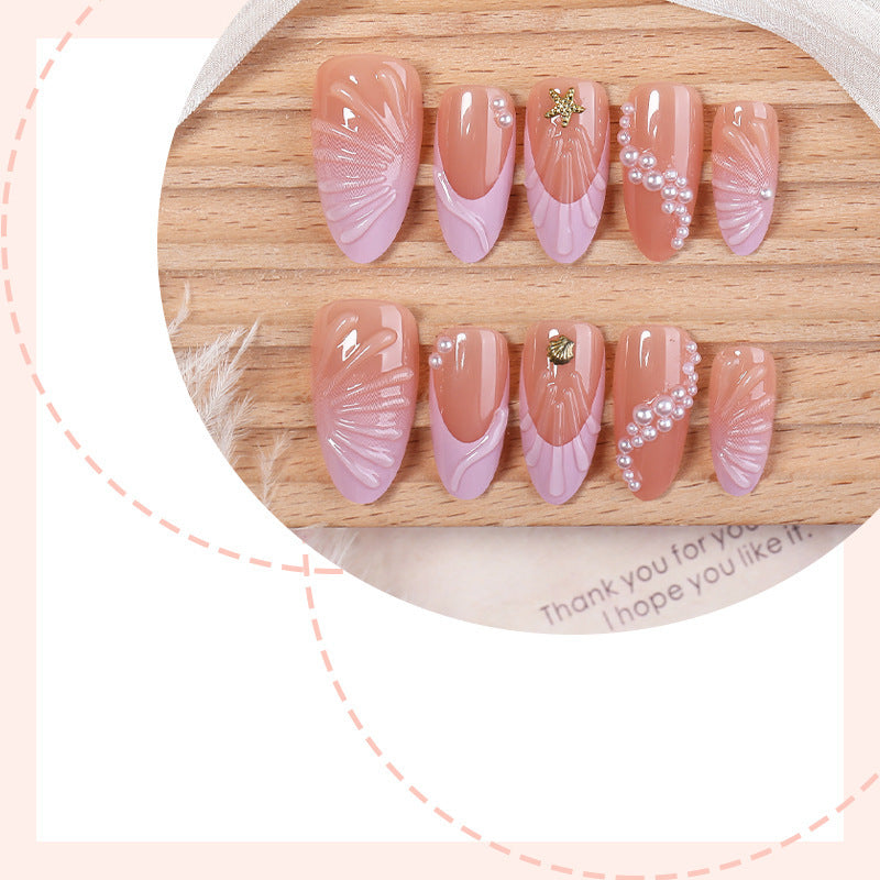 Nail art set with elegant pearl and shell motifs Kalsten