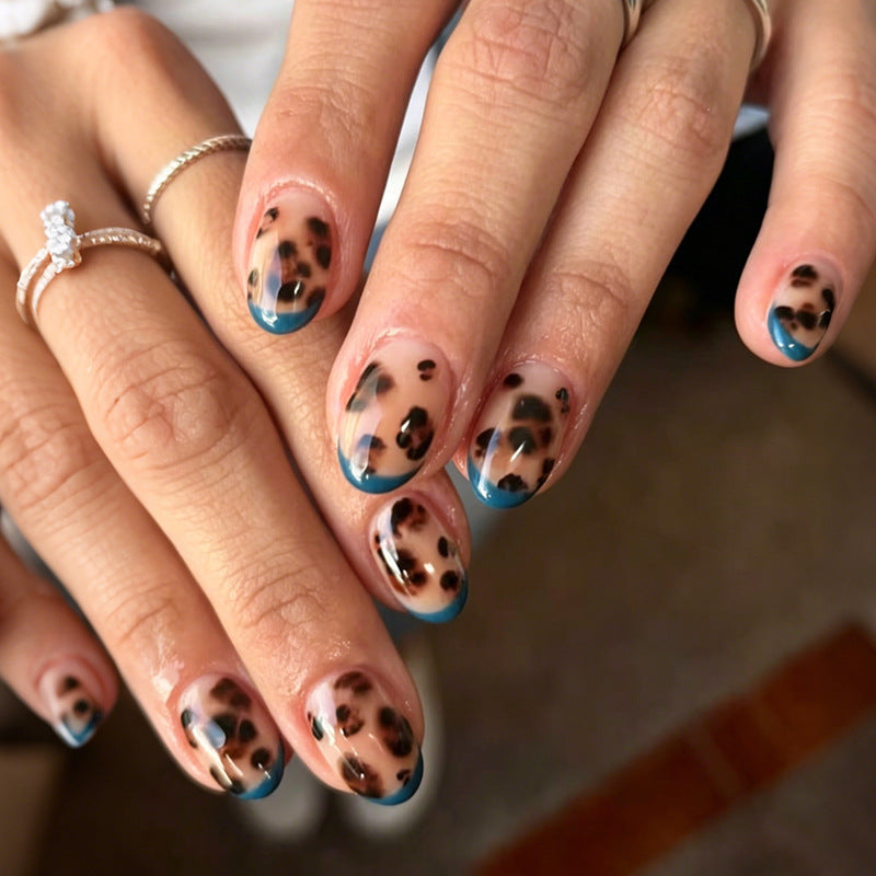 Artificial nail set with elegant leopard pattern and colorful French tip Kalsten