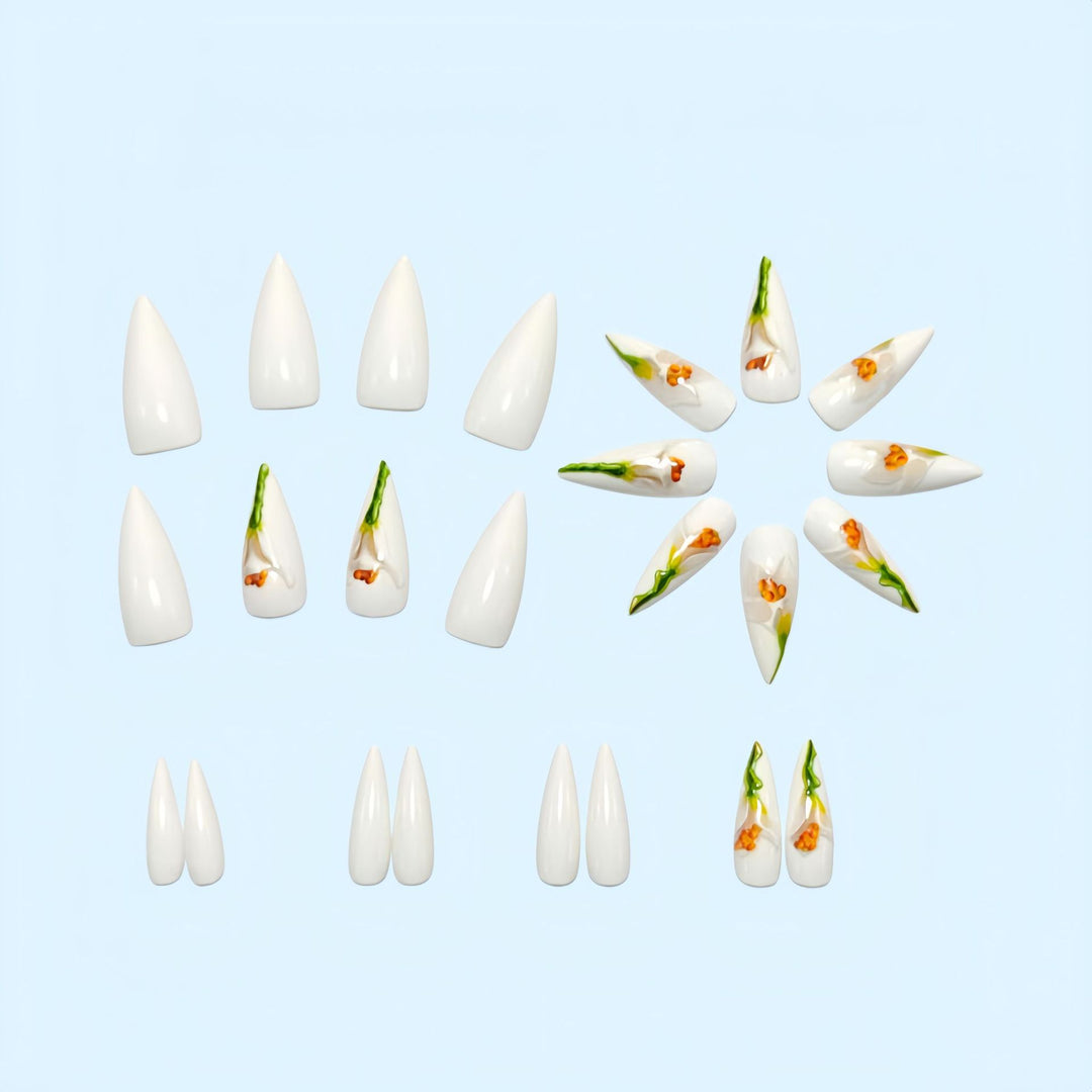 Artificial nails with elaborate floral design Kalsten