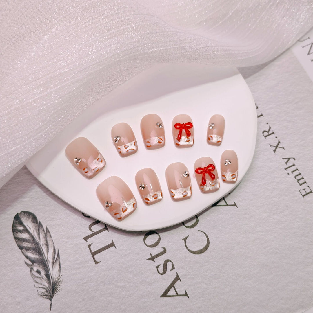 Elegant French Tip Press-On Nails Kalsten