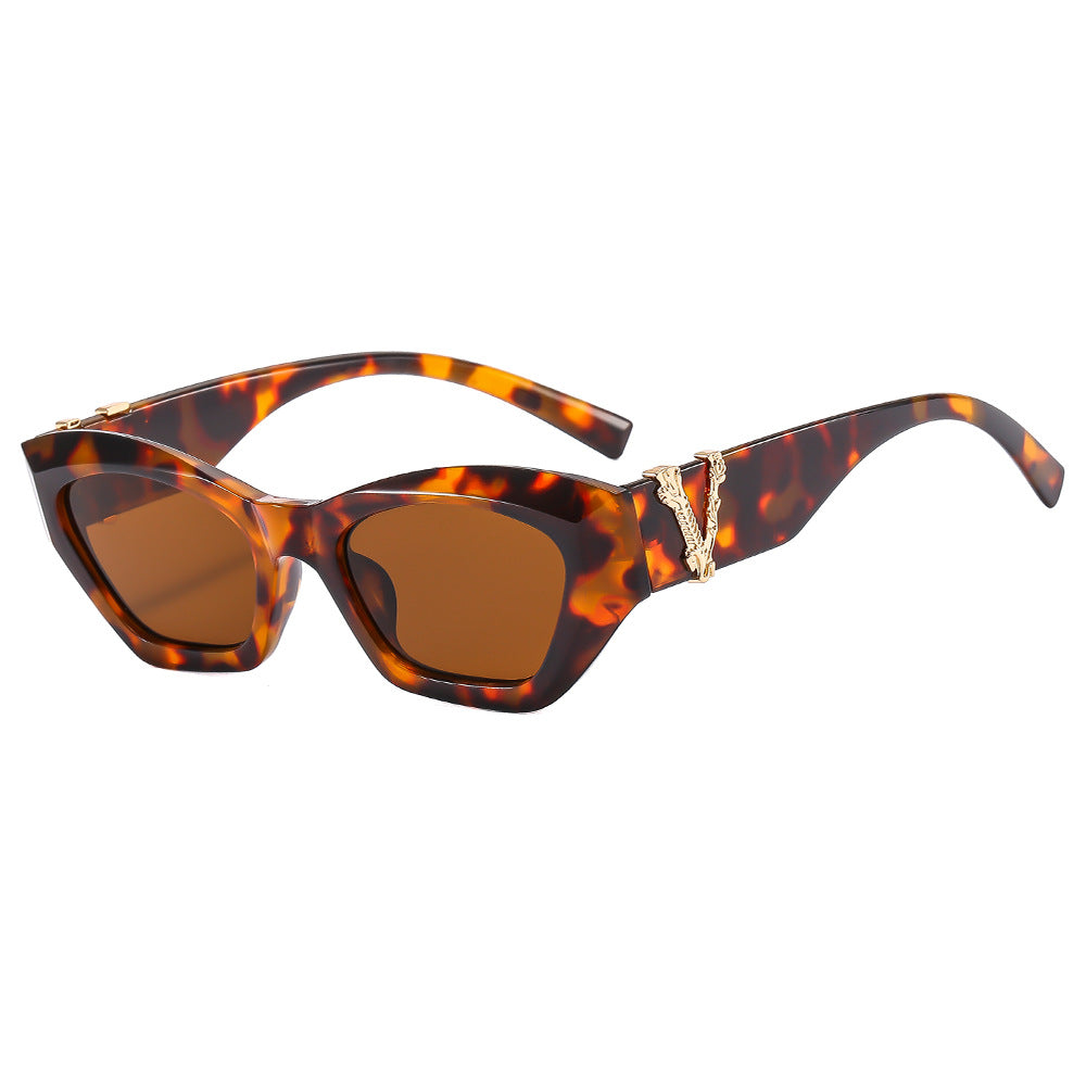 Women's Cat-Eye Sunglasses with Luxurious Details Kalsten