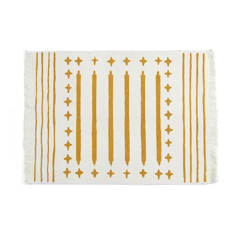Woven rectangular table set made of cotton blend with central diamond band