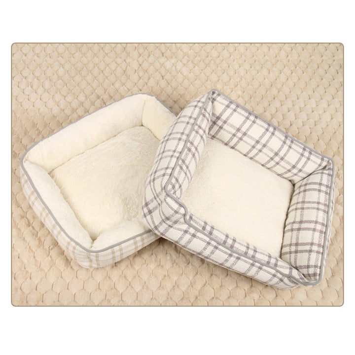 Cozy Plaid Dog Bed