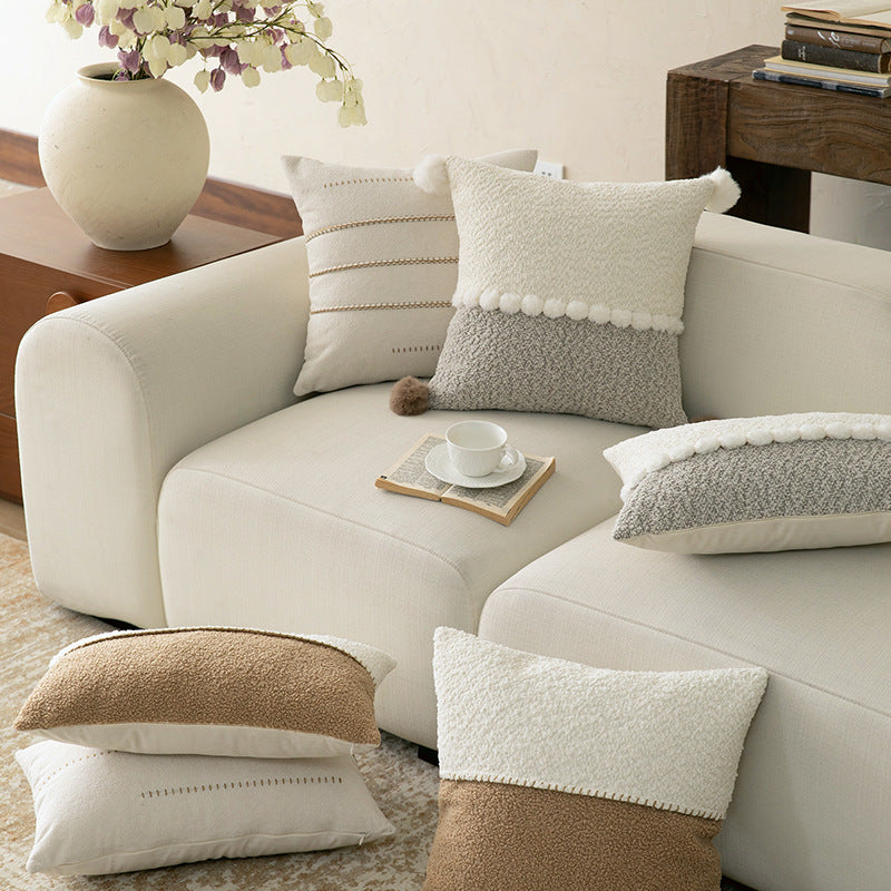 Decorative bouclé pillow with teddy fleece structure and decorative stitching Kalsten