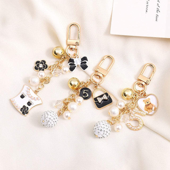 Playful keychain with teddy bear motif Kalsten