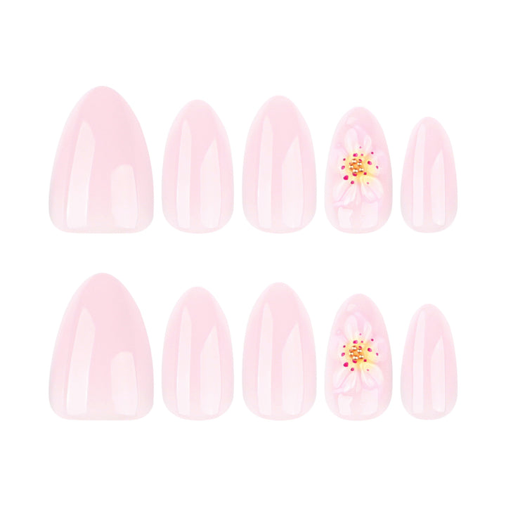 Artful Nail Extensions with Delicate Flower Designs Kalsten