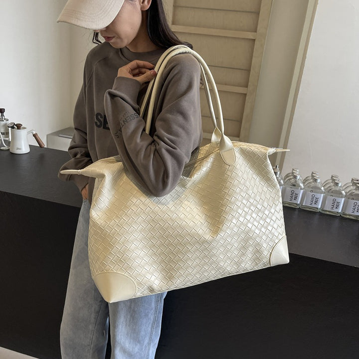 Handcrafted ven Leather Weekend Bag Kalsten