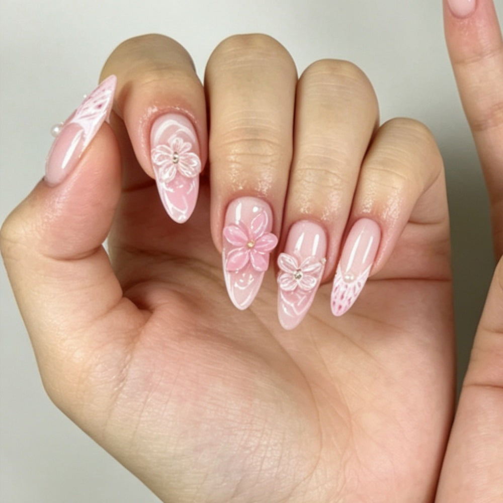 Artificial nails with romantic flower and butterfly accents Kalsten