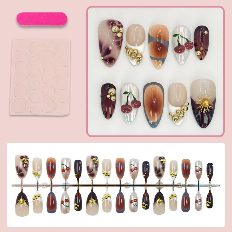 Artificial nail set with luxurious decorative accents Kalsten
