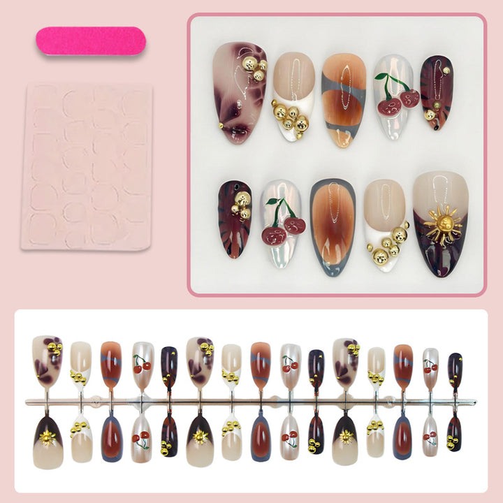 Artificial nail set with luxurious decorative accents Kalsten