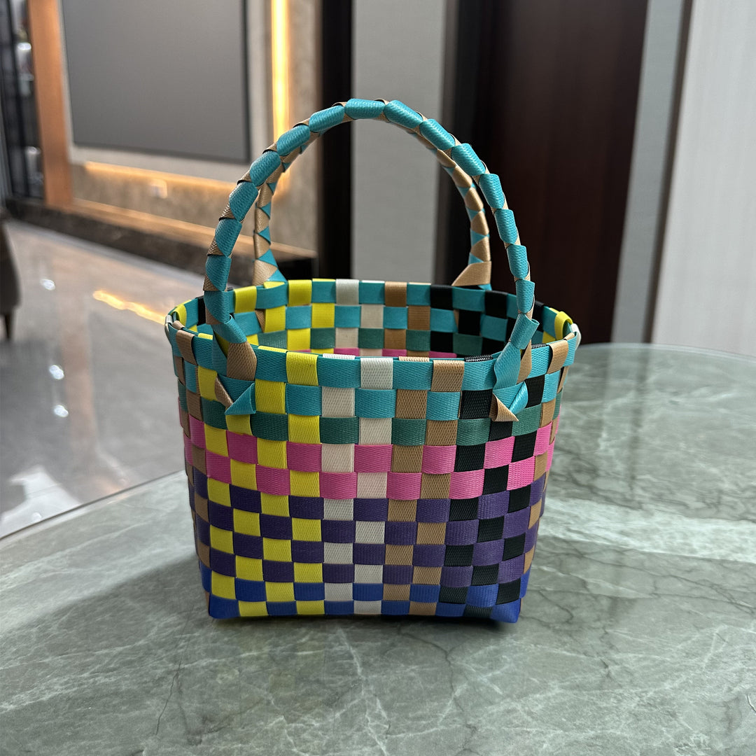 Playful and Practical Basket Bag Kalsten