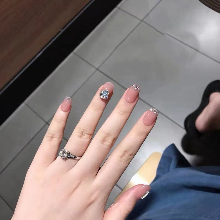 Glamorous artificial nail designs Kalsten