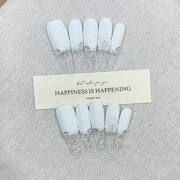 Decorative Press-On Nail Set with Floral Accents Kalsten
