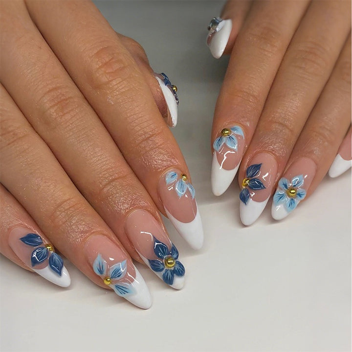 Nail set with elegant floral design and 3D embellishments Kalsten