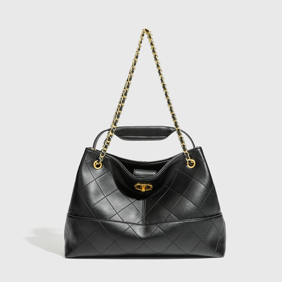 Elegant Quilted Handbag