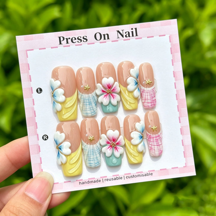 Artistic Floral Press-On Nail Art Set