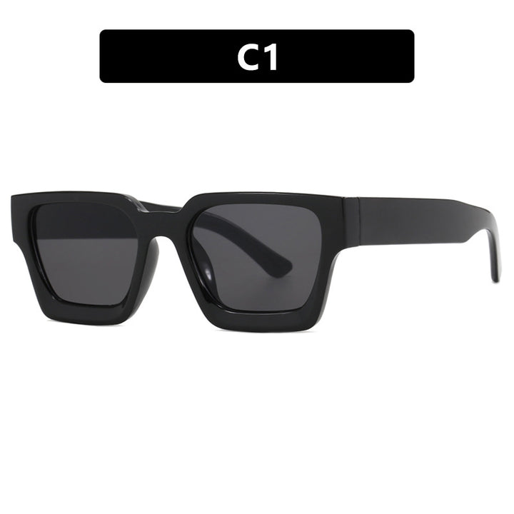 Women's fashionable square reading glasses with transparent frame construction Kalsten