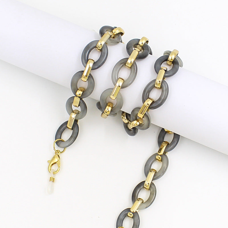Elegant Chain Eyewear Holder Kalsten