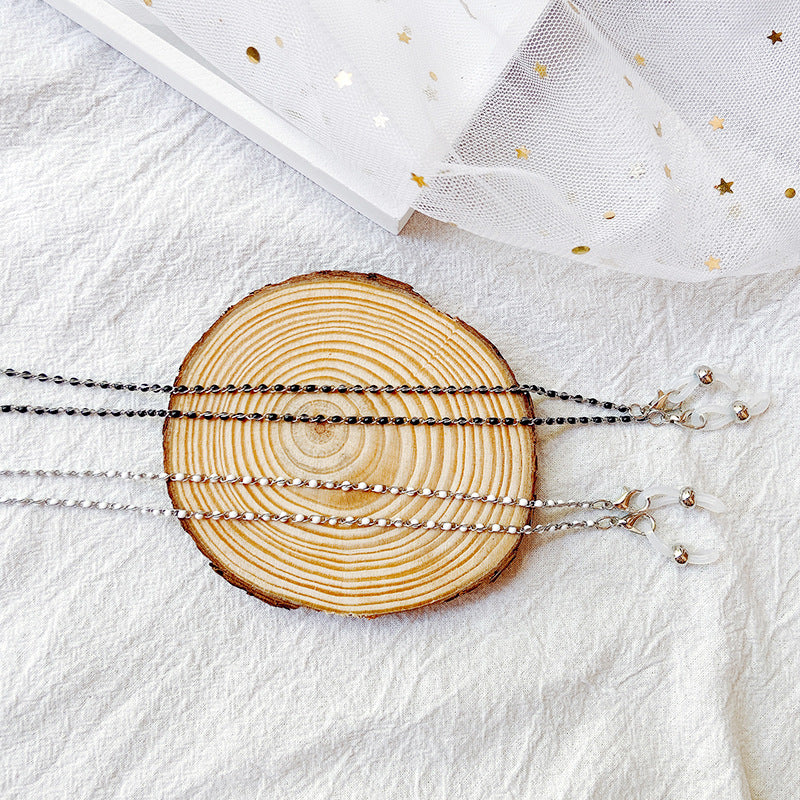 Fashionable necklace with practical extension mechanism Kalsten